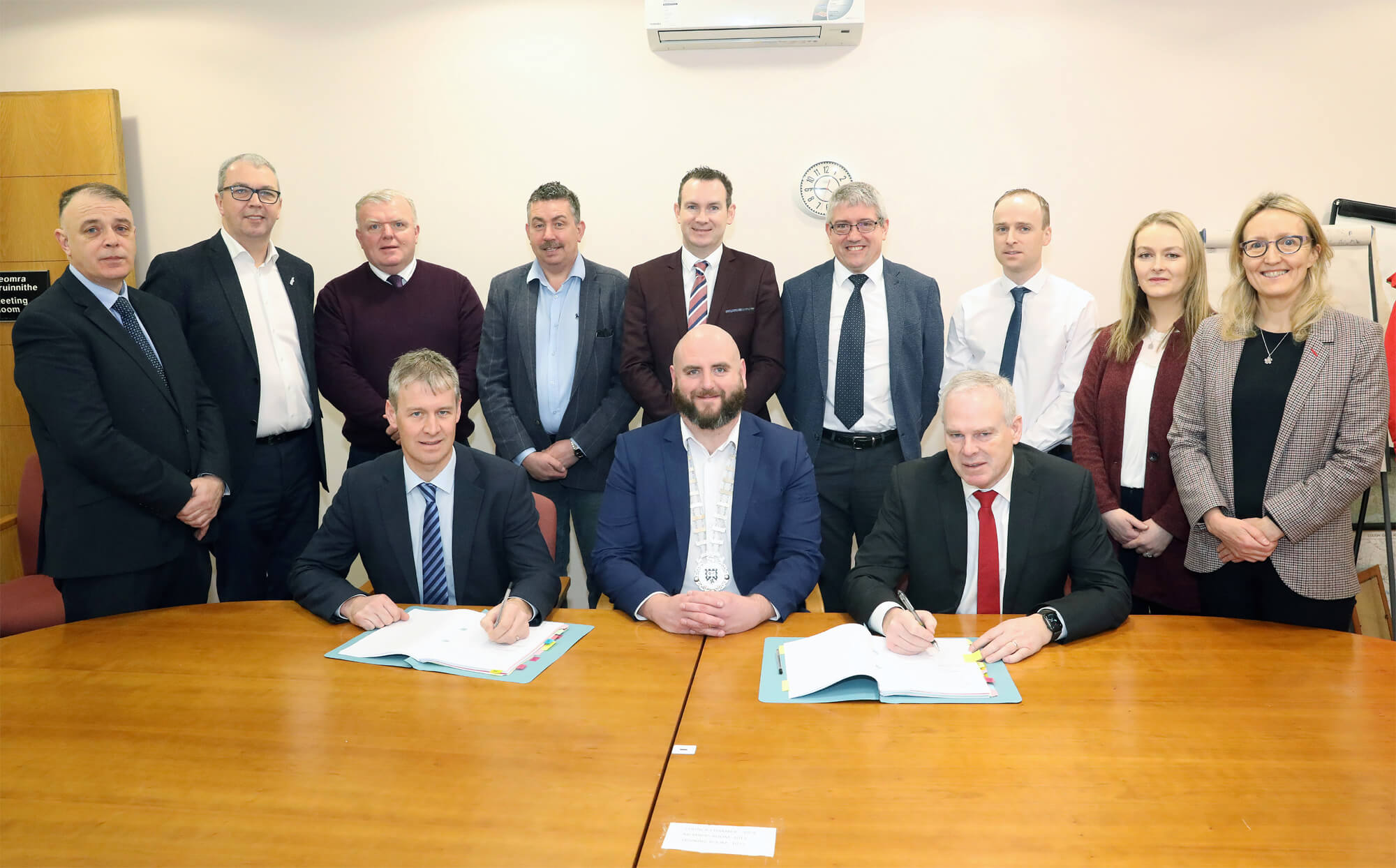 N16 - Contract Signing 